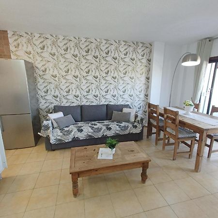 Wonderful Apartment With Pool And Wi-Fi Голф дел Сур Екстериор снимка