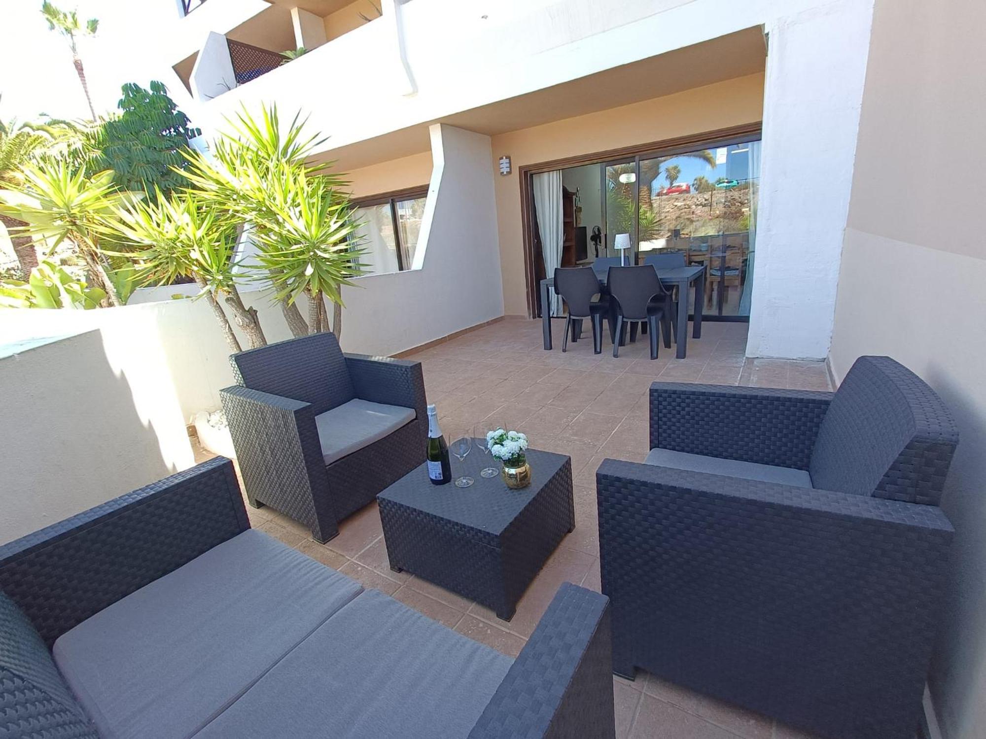 Wonderful Apartment With Pool And Wi-Fi Голф дел Сур Екстериор снимка