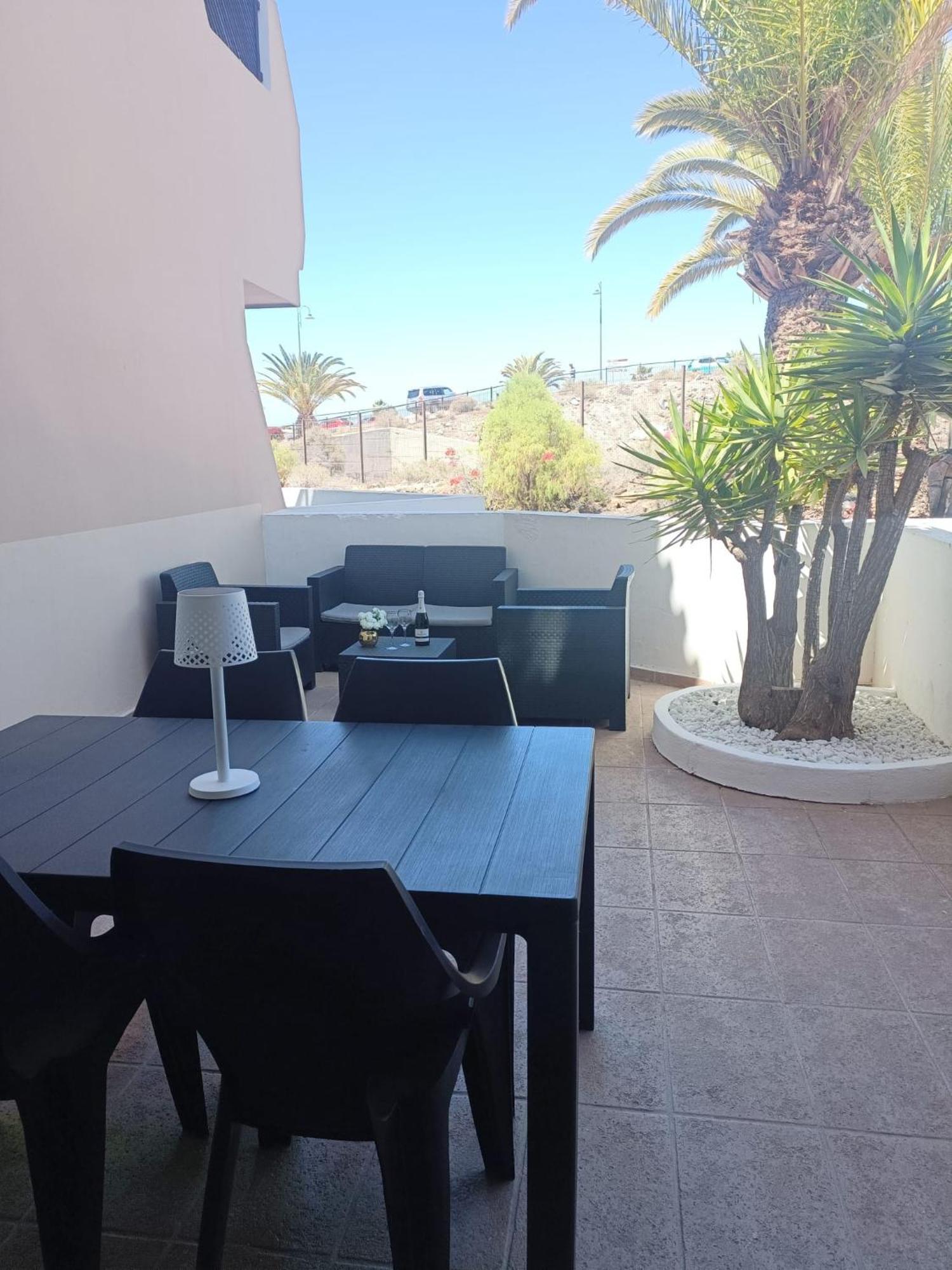 Wonderful Apartment With Pool And Wi-Fi Голф дел Сур Екстериор снимка