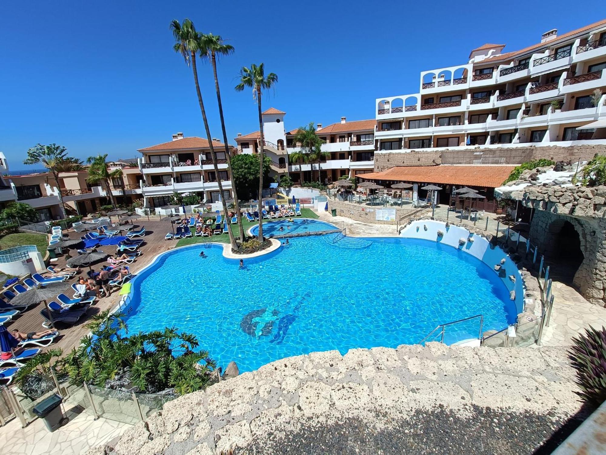 Wonderful Apartment With Pool And Wi-Fi Голф дел Сур Екстериор снимка